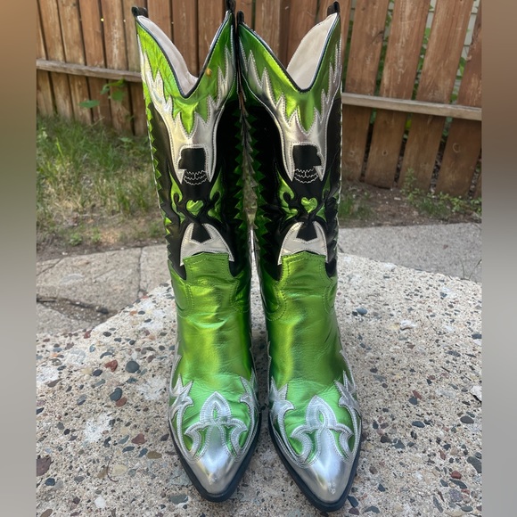 Azalea Wang Shoes - Metallic Green, black, and silver cowboy boots